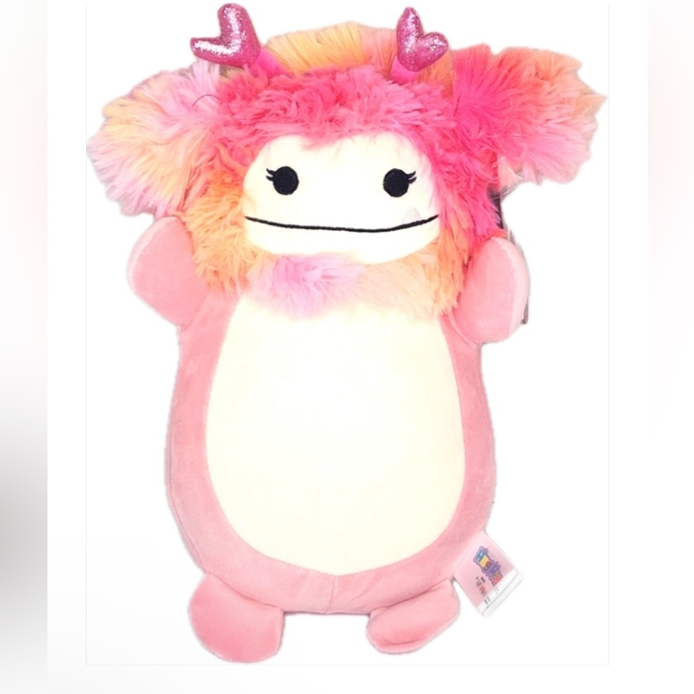Squishmallows NWT 10” Caparinne the Bigfoot Valentine Hugmees